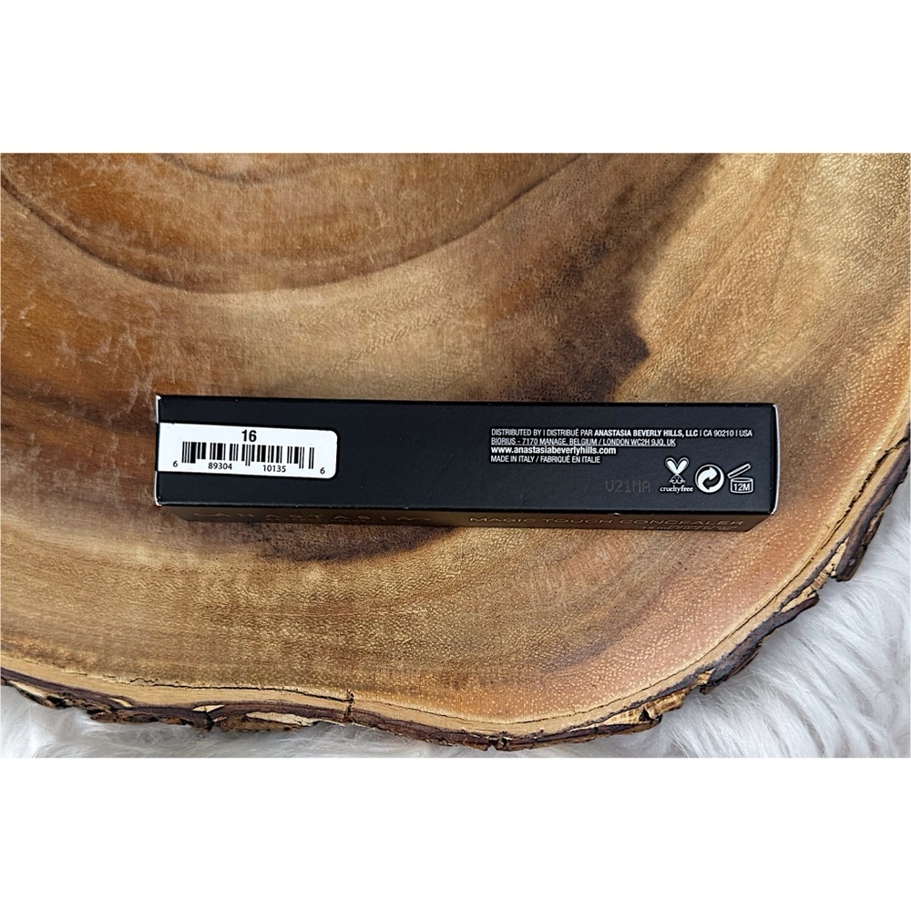 NWT Anastasia Beverly Hills Magic Touch Concealer- 16 - Picture 5 of 8